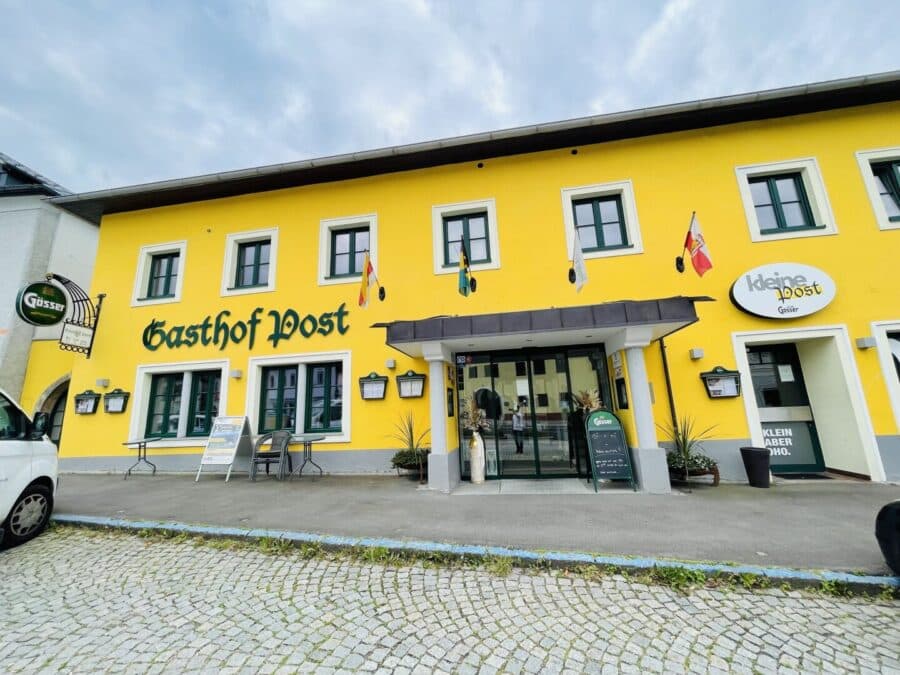 Traditionsgasthaus mit Bar und Fremdenzimmer in Hellmonsödt, 4202 Hellmonsödt, Gastgewerbe