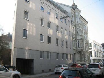 Hausansicht Alt und Neubau