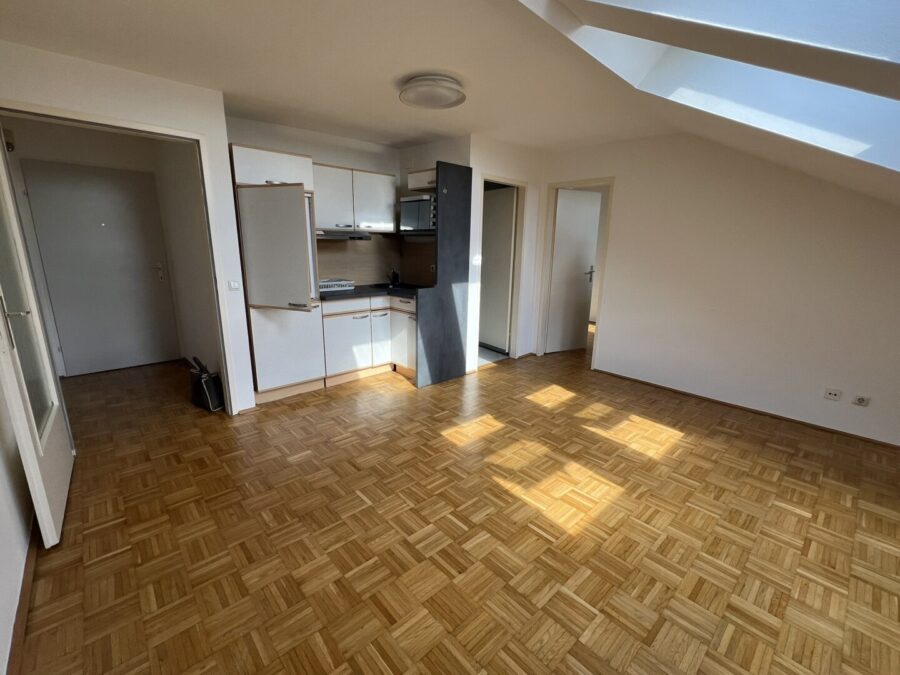 Charmante 2-Zi Dachgeschoßwohnung in Traun,, 4050 Traun, Dachgeschosswohnung